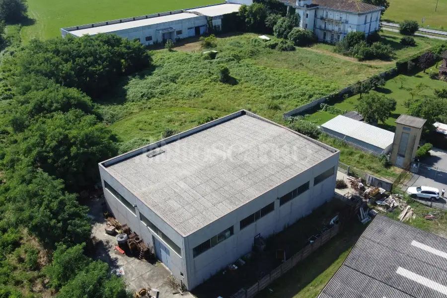 Terreno in vendita di 2934 mq a €200,000 (rif. TS0037VE.B)