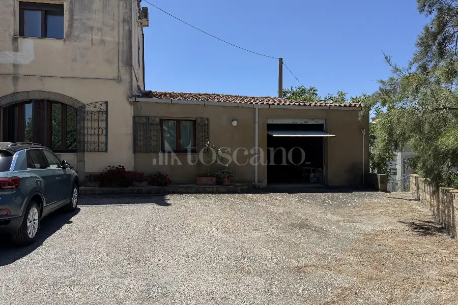 Villa in vendita di 433 mq a €350.000 (rif. 117/2025)
