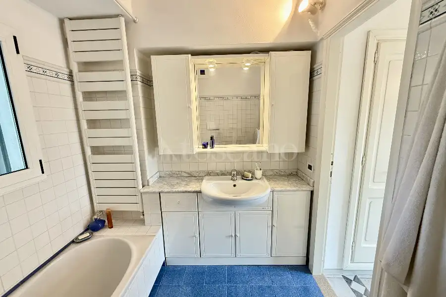 Villa Bifamiliare in vendita di 120 mq a €260.000 (rif. 60/2025)