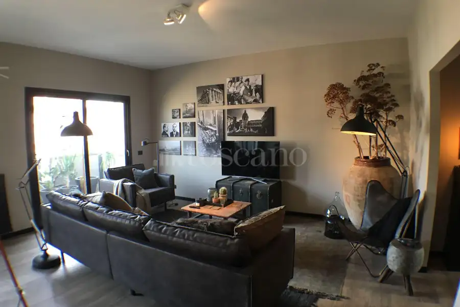 Casa in affitto di 170 mq a €1.550 (rif. 1/2026)
