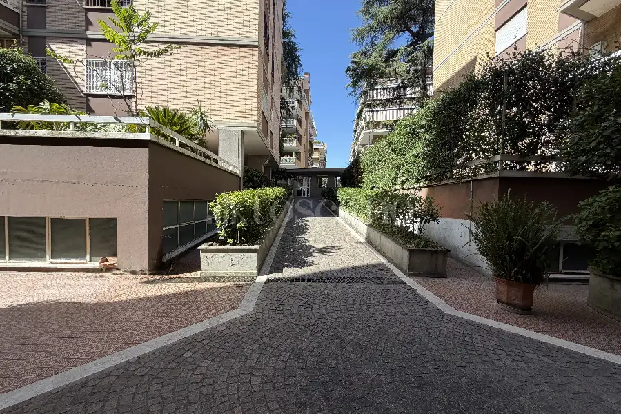 Attico in vendita di 225 mq a €948.000 (rif. 53/2026)