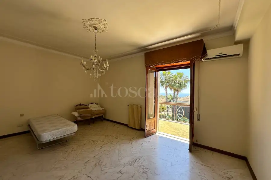 Villa in vendita di 575 mq a €878.000 (rif. 89/2025)