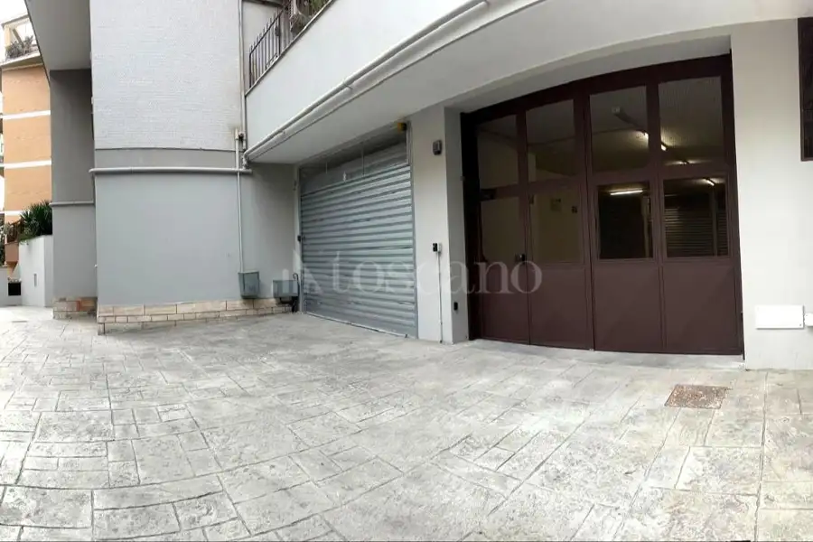 Box in vendita di 48 mq a €140.000 (rif. 1/2026)