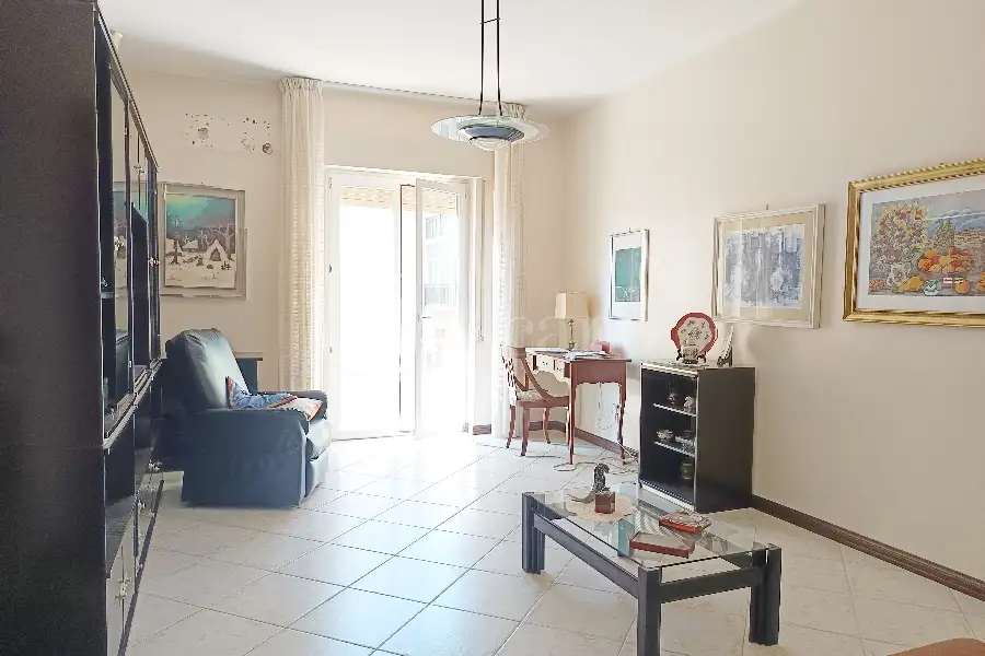 Casa in vendita di 221 mq a €169.000 (rif. 143/2025)