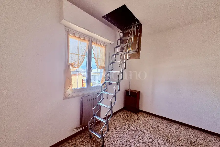 Villa Bifamiliare in vendita di 120 mq a €330.000 (rif. 17/2026)