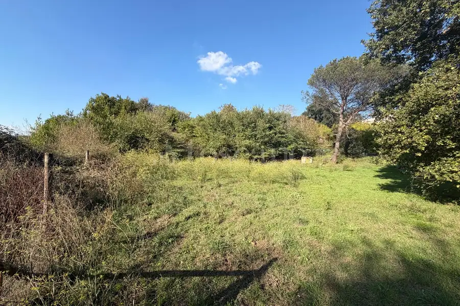 Edificabile Residenziali in vendita di 3.300 mq a €69.000 (rif. 47/2026)