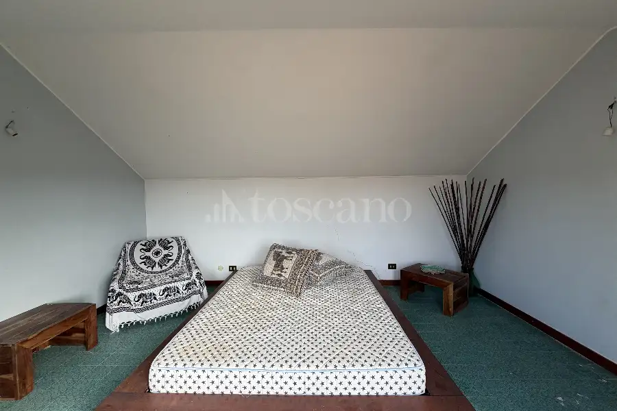 Casa Indipendente in vendita di 230 mq a €255.000 (rif. 23/2026)