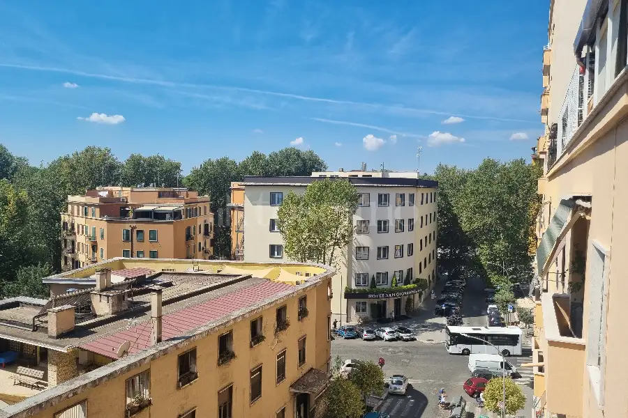 Casa in affitto di 45 mq a €850 (rif. 2/2026)