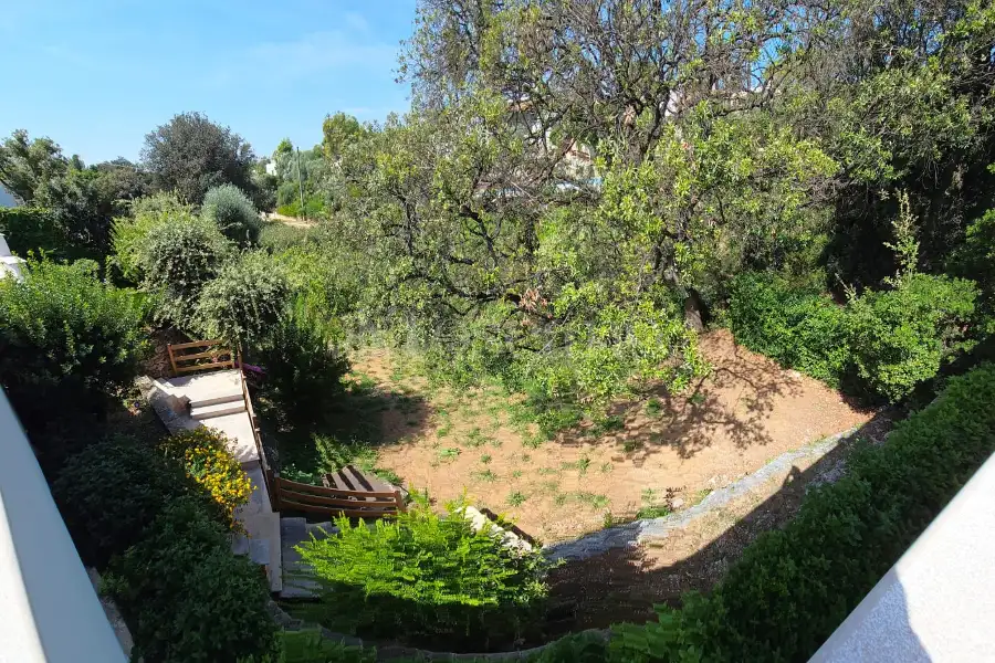Villa in affitto di 110 mq a €7.000 (rif. 24/2026)