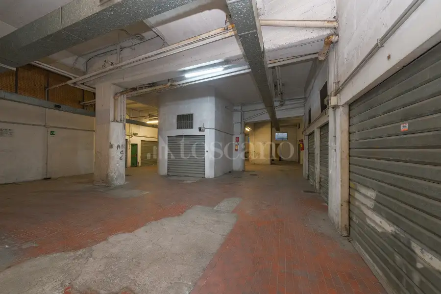 Box in vendita di 37 mq a €99.000 (rif. 4/2026)