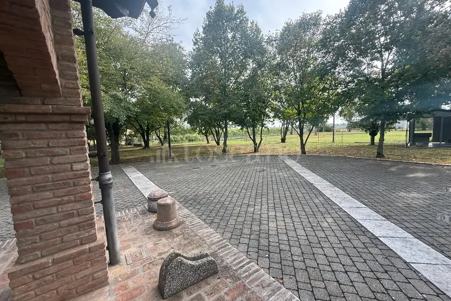 Casa Indipendente in vendita di 332 mq a €655.000 (rif. 52/2026)