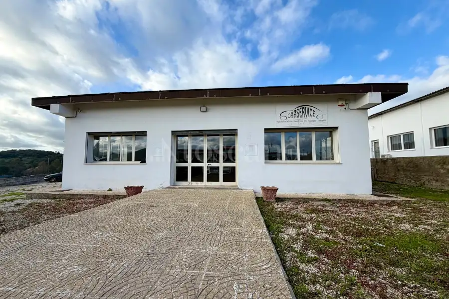 Capannone in vendita di 500 mq a €300.000 (rif. 2/2026)