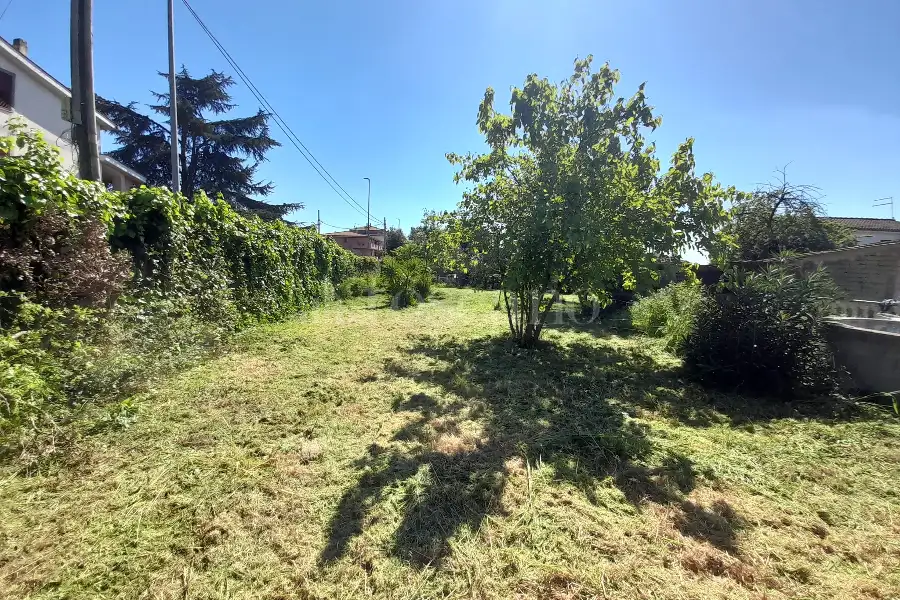 Edificabile Residenziali in vendita di 1.200 mq a €125.000 (rif. 20/2026)
