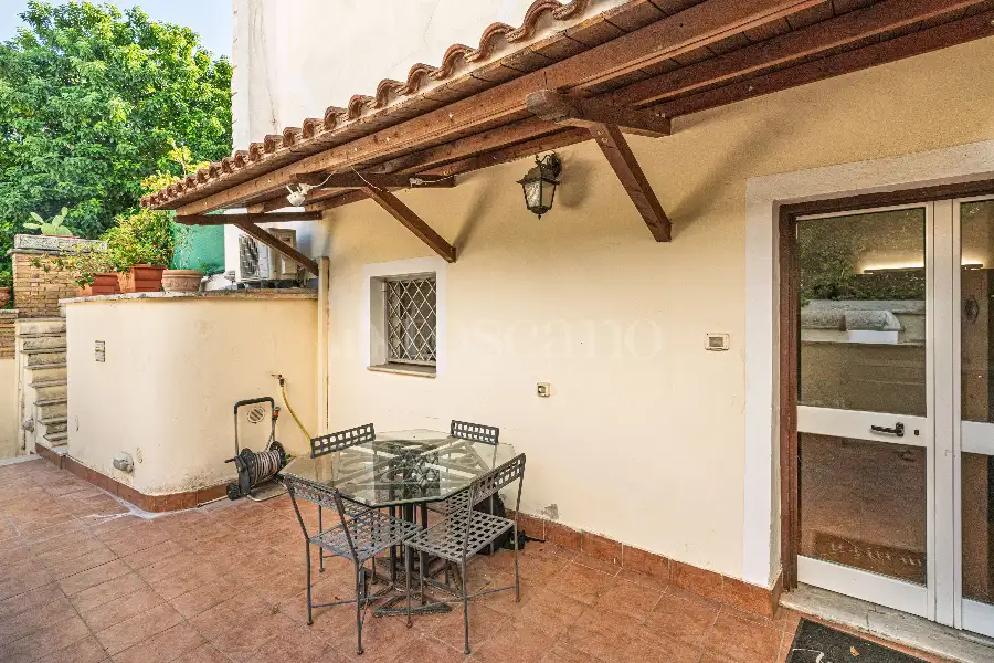 Villa in vendita di 250 mq a €1.450.000 (rif. 41/2026)