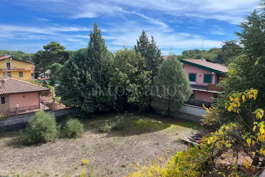 Villa in vendita di 396 mq a €445.000 (rif. 168/2025)