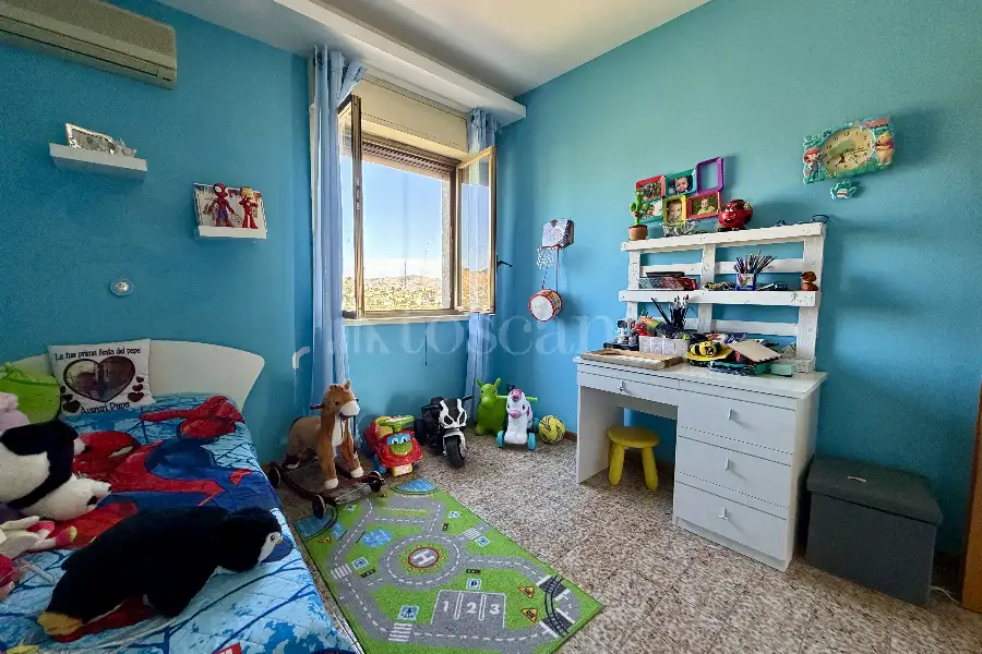 Attico in vendita di 180 mq a €165.000 (rif. 102/2026)