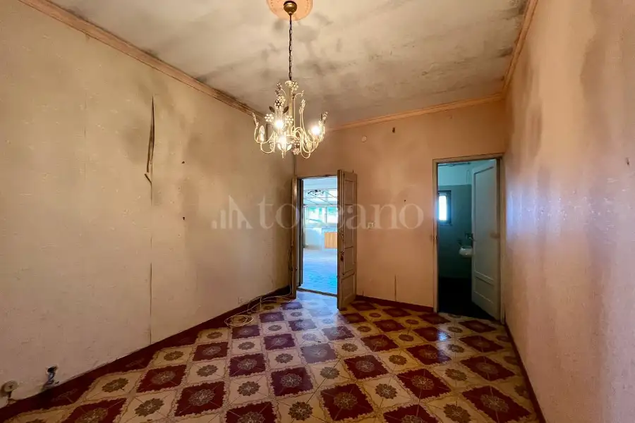 Casa Indipendente in vendita di 100 mq a €49.000 (rif. 71/2025)