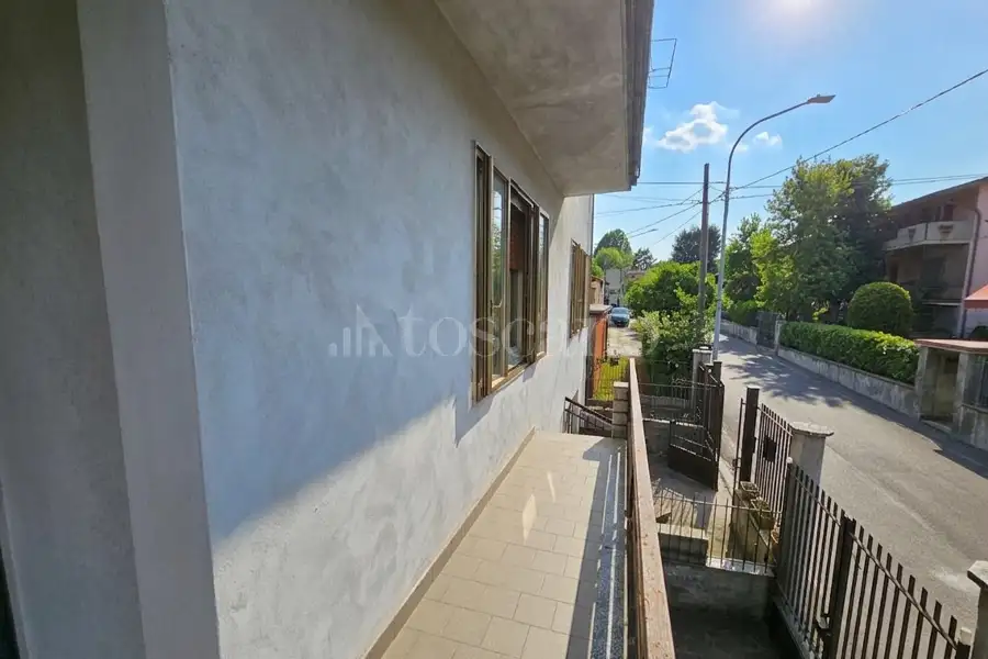 Casa Indipendente in vendita di 300 mq a €300.000 (rif. 6/2026)