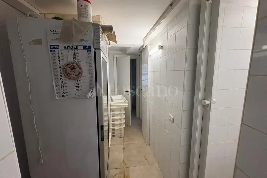 Negozio in vendita di 45 mq a €235.000 (rif. 60/2025)