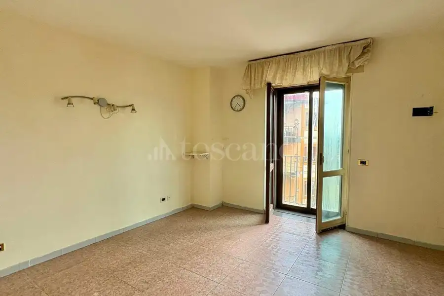 Casa Indipendente in vendita di 350 mq a €99.000 (rif. 101/2026)