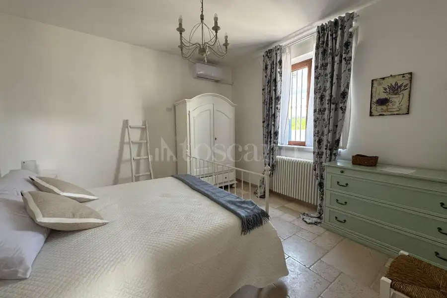 Villa in vendita di 220 mq a €849.000 (rif. 7/2026)