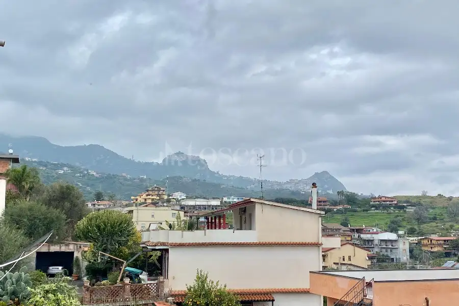 Casa in vendita di 171 mq a €176.000 (rif. 15/2025)