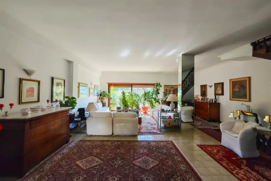 Villino a Schiera in vendita di 300 mq a €565.000 (rif. 28/2025)