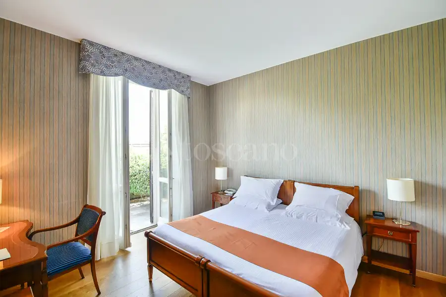 Albergo in vendita di 2.300 mq a €4.500.000 (rif. 39/2026)
