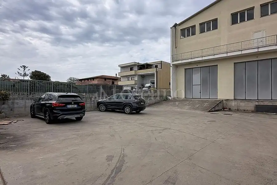 Capannone in vendita di 310 mq a €250.000 (rif. 214/2026)