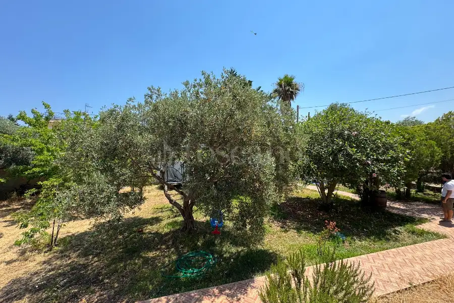 Villa in vendita di 211 mq a €309.000 (rif. 52/2026)