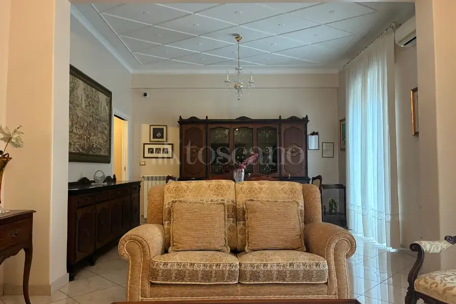 Casa in affitto di 146 mq a €950 (rif. 25/2026)