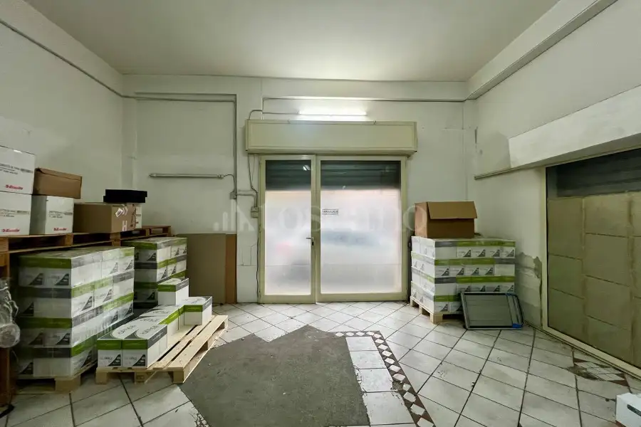 Negozio in vendita di 53 mq a €45.000 (rif. 38/2026)