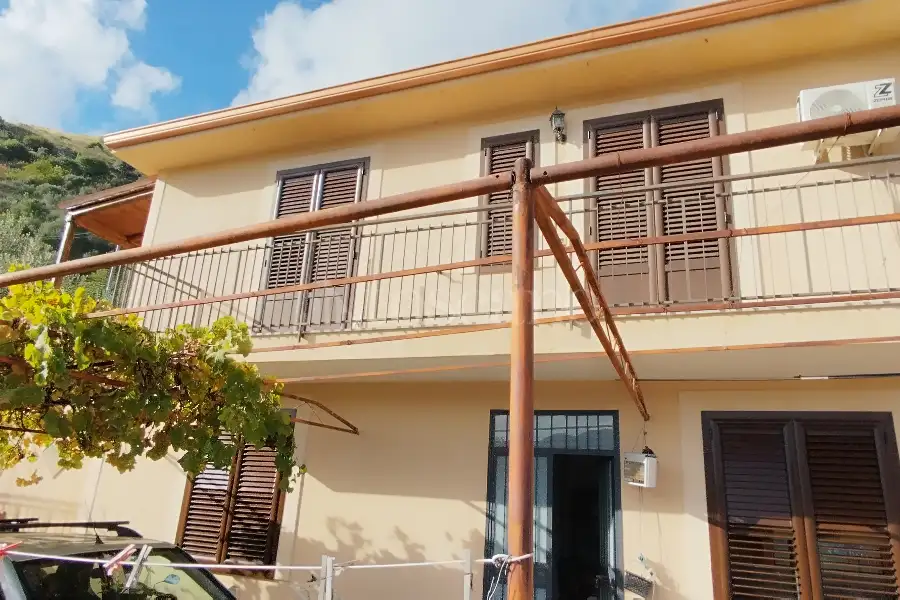 Villa in vendita di 204 mq a €205.000 (rif. 64/2025)