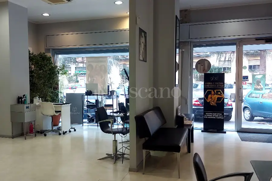 Negozio in affitto di 150 mq a €2.100 (rif. 7/2026)