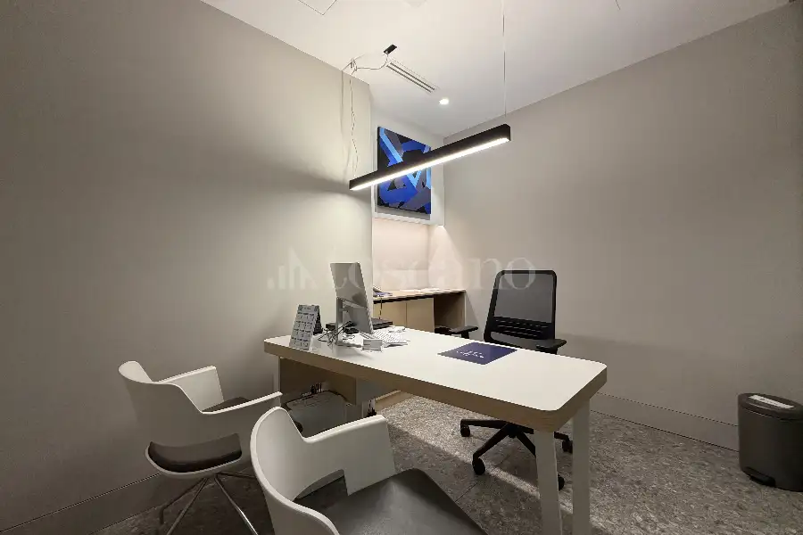 Negozio in vendita di 530 mq a €2.300.000 (rif. 65/2026)