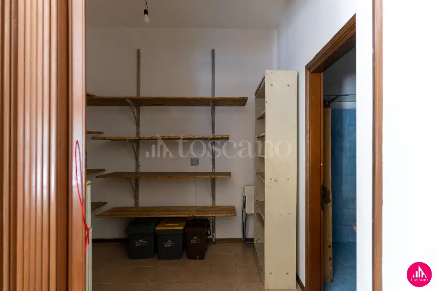 Negozio in vendita di 45 mq a €55.000 (rif. 9/2026)