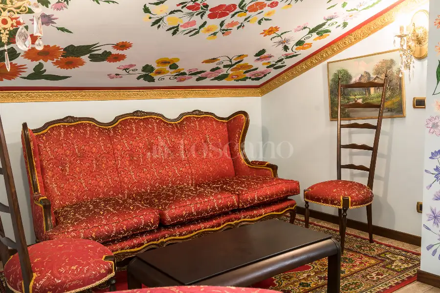 Villa in vendita di 400 mq a €699.000 (rif. 166/2023)