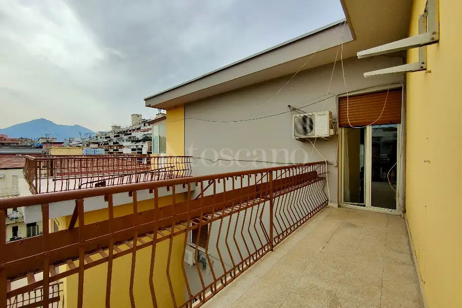 Attico in vendita di 210 mq a €375.000 (rif. 17/2026)