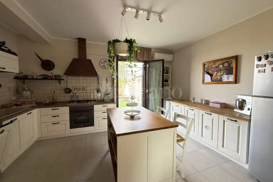 Villino a Schiera in vendita di 153 mq a €295.000 (rif. 99/2026)