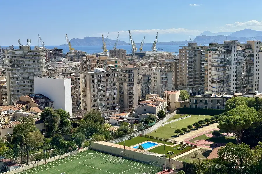 Attico in vendita di 140 mq a €420.000 (rif. 68/2026)
