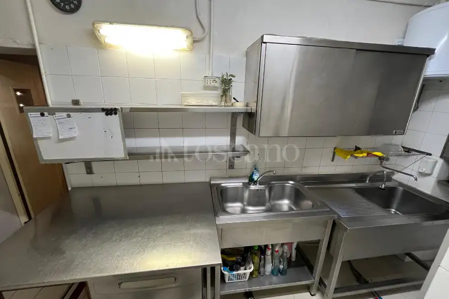 Attività Commerciale in vendita di 150 mq a €690.000 (rif. 5/2026)