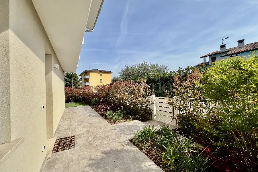 Casa in vendita di 80 mq a €265.000 (rif. 21/2026)