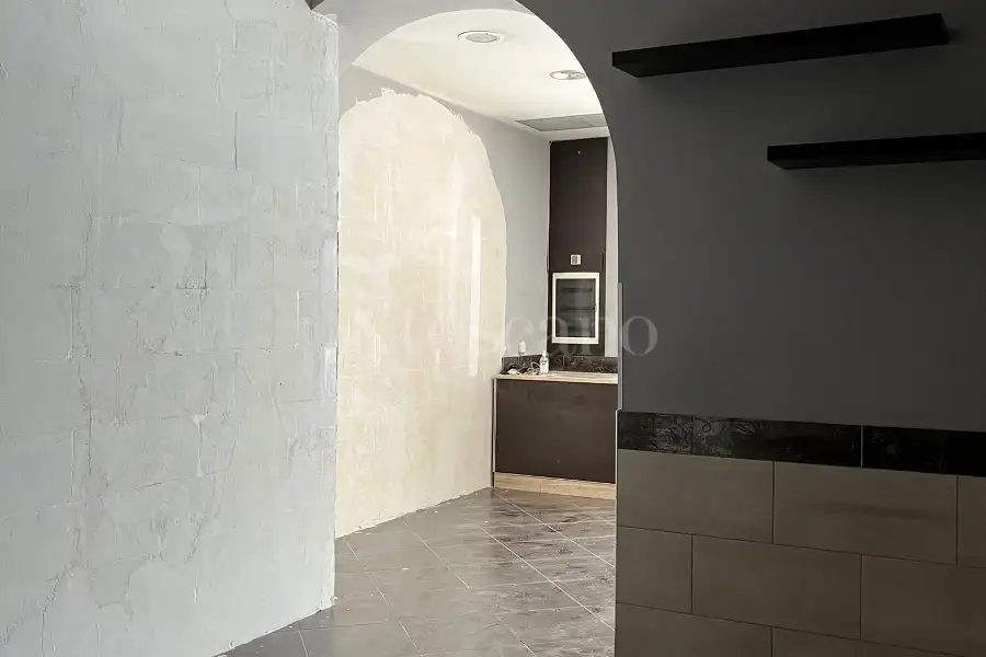 Negozio in affitto di 30 mq a €780 (rif. 19/2026)