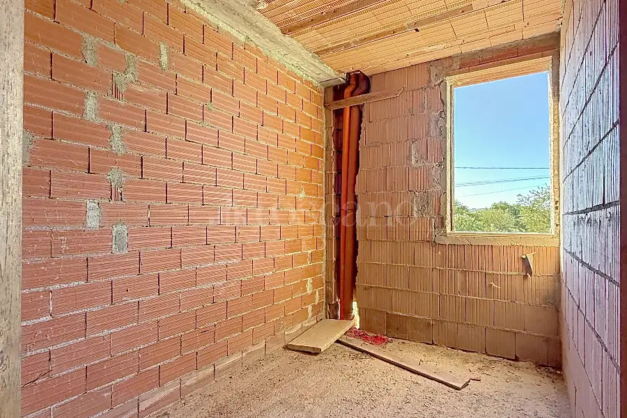 Casa Indipendente in vendita di 300 mq a €230.000 (rif. 198/2026)