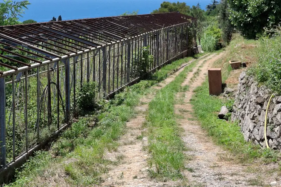 Rustico in vendita di 150 mq a €395.000 (rif. 13/2024)