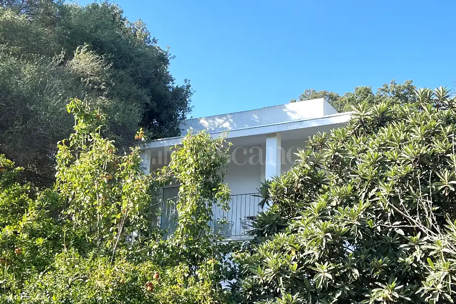 Casa Indipendente in vendita di 200 mq a €770.000 (rif. 37/2026)