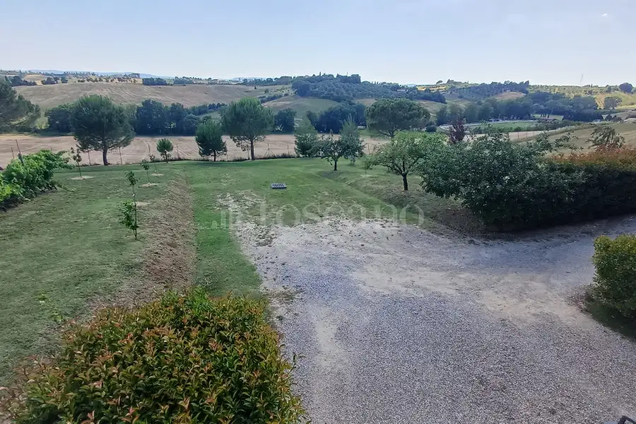 Villa in vendita di 400 mq a €1.230.000 (rif. 11/2026)