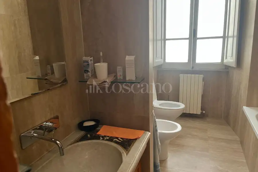 Casa in vendita di 180 mq a €1.600.000 (rif. 30/2026)