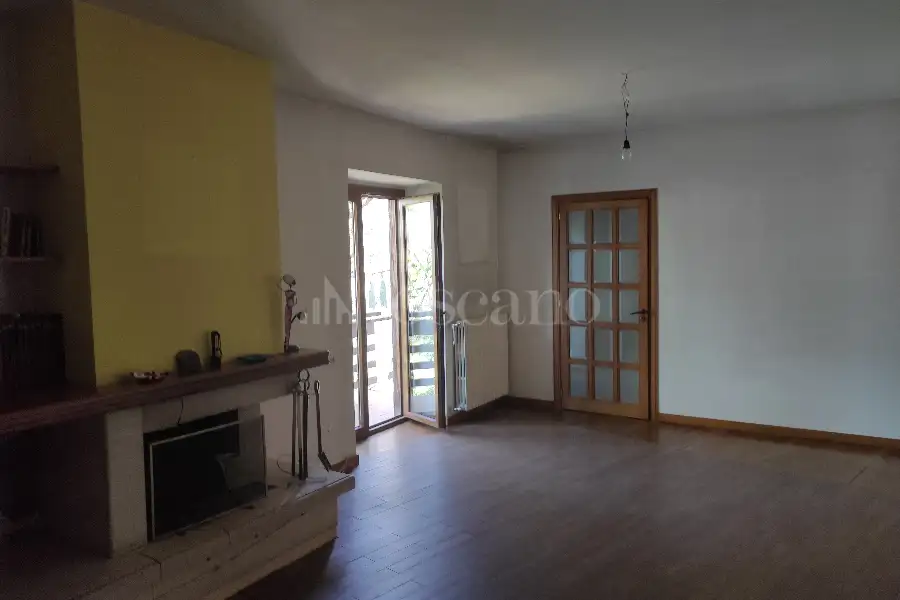Casa in vendita di 240 mq a €160.000 (rif. 9/2025)