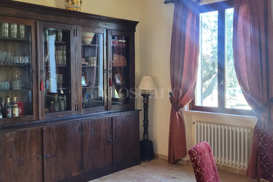 Villa in vendita di 480 mq a €880.000 (rif. 4/2026)